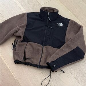The North Face Black and Tan Fleece Jacket